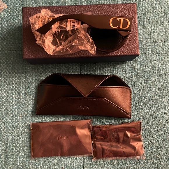 Dior 56mm Cat eye sunglasses AUTHENTIC NEW - Picture 6 of 9